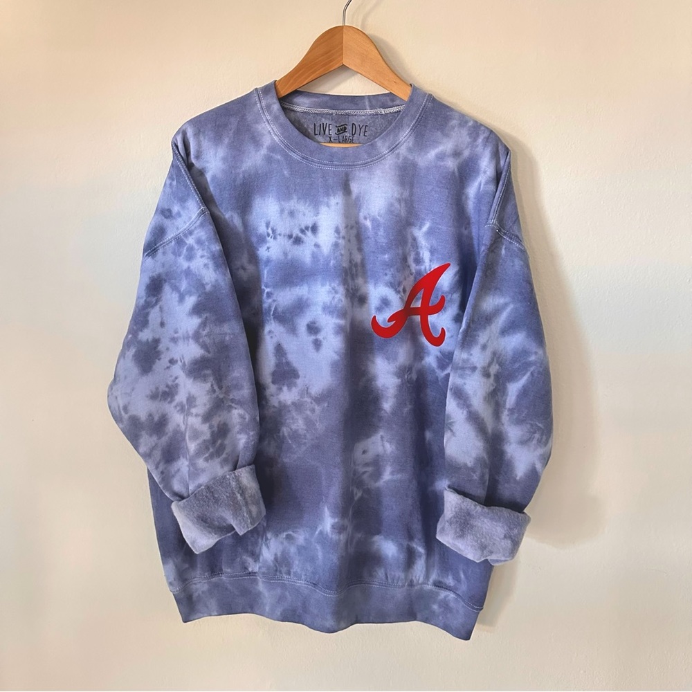 NEW Atlanta Braves tie dye crewneck sweatshirt